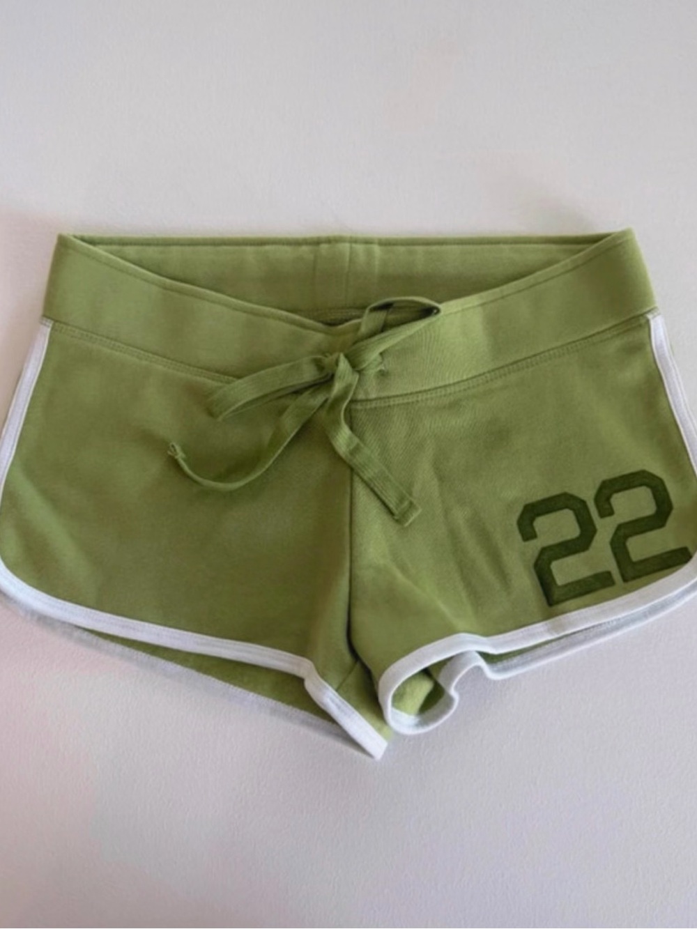 Hollister Green Low Rise Dolphin Shorts Size S